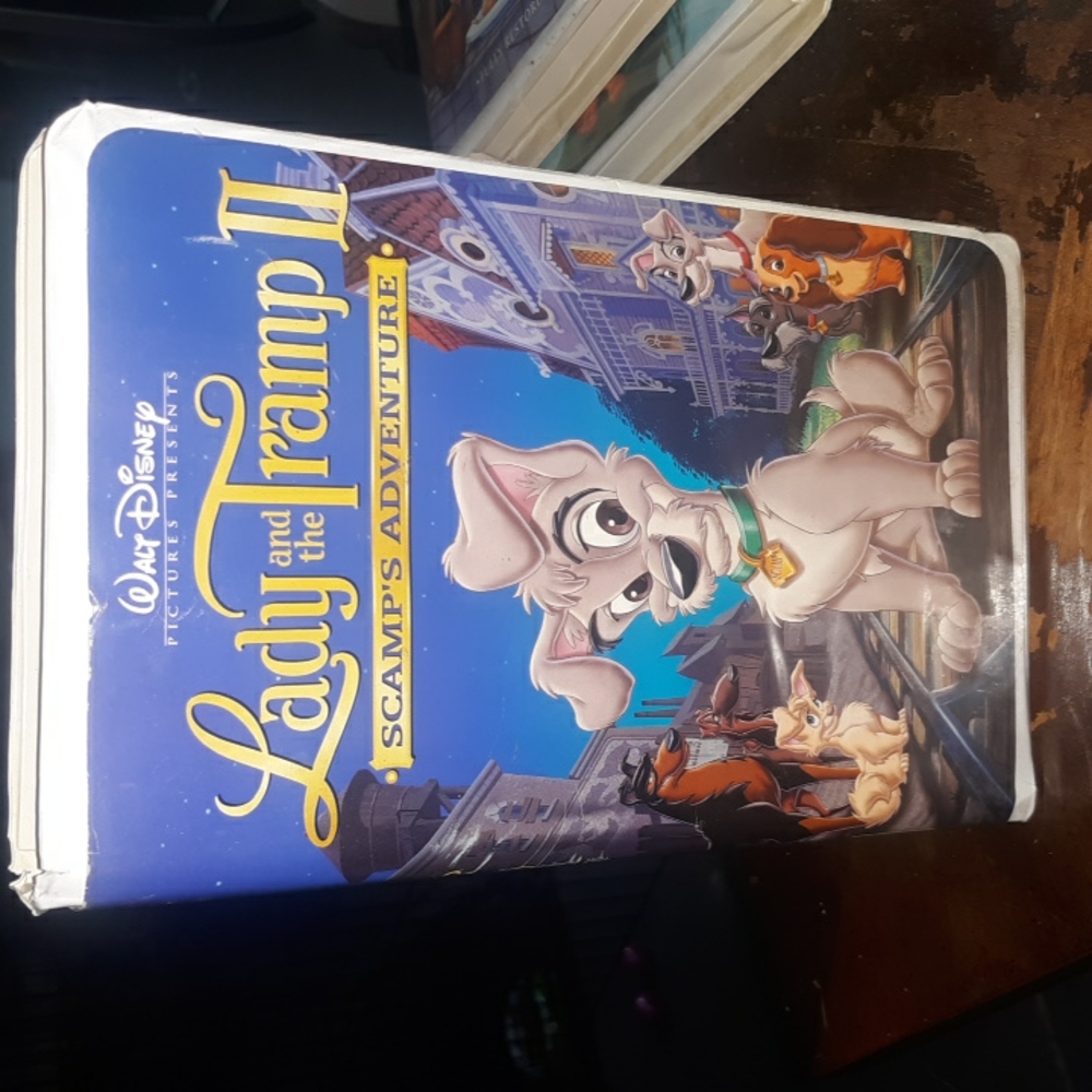 Disney Lady and the Tramp II Scamps Adventure VHS Tape (SKU ab2)